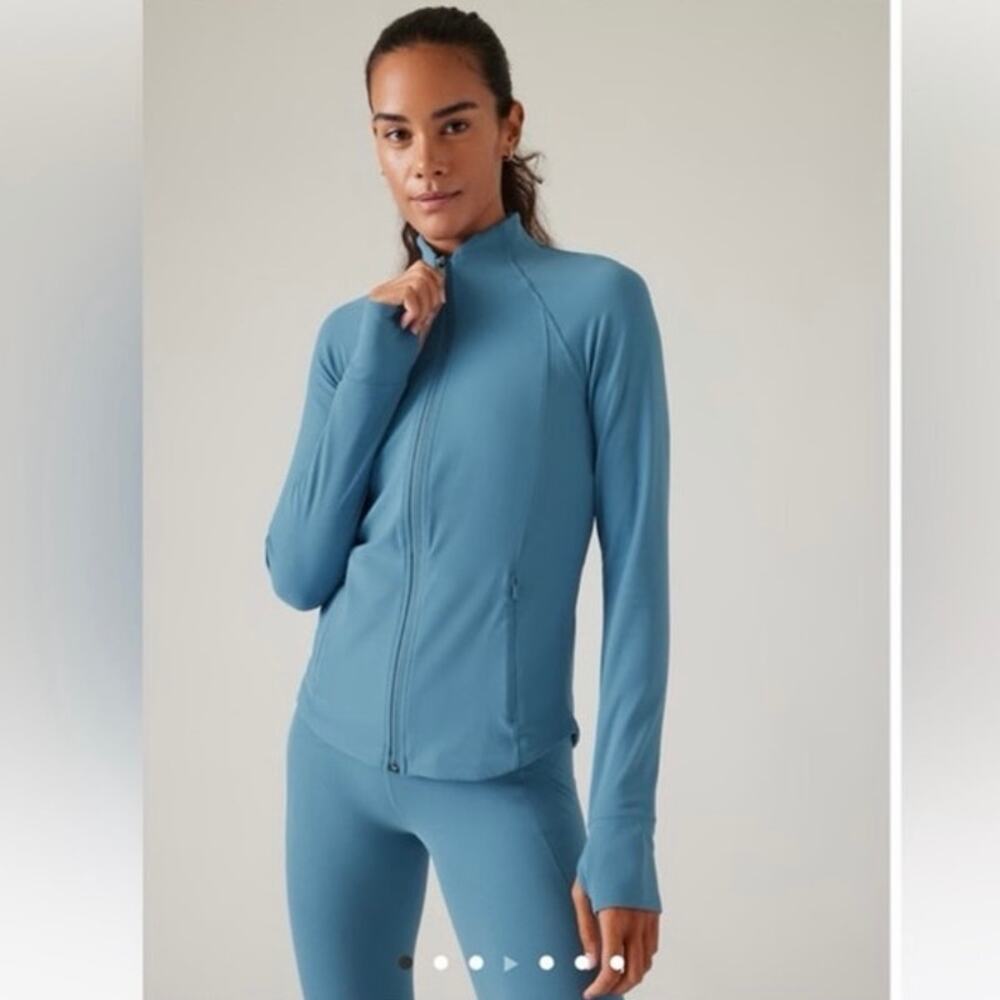 Athleta Salutation Jacket XS